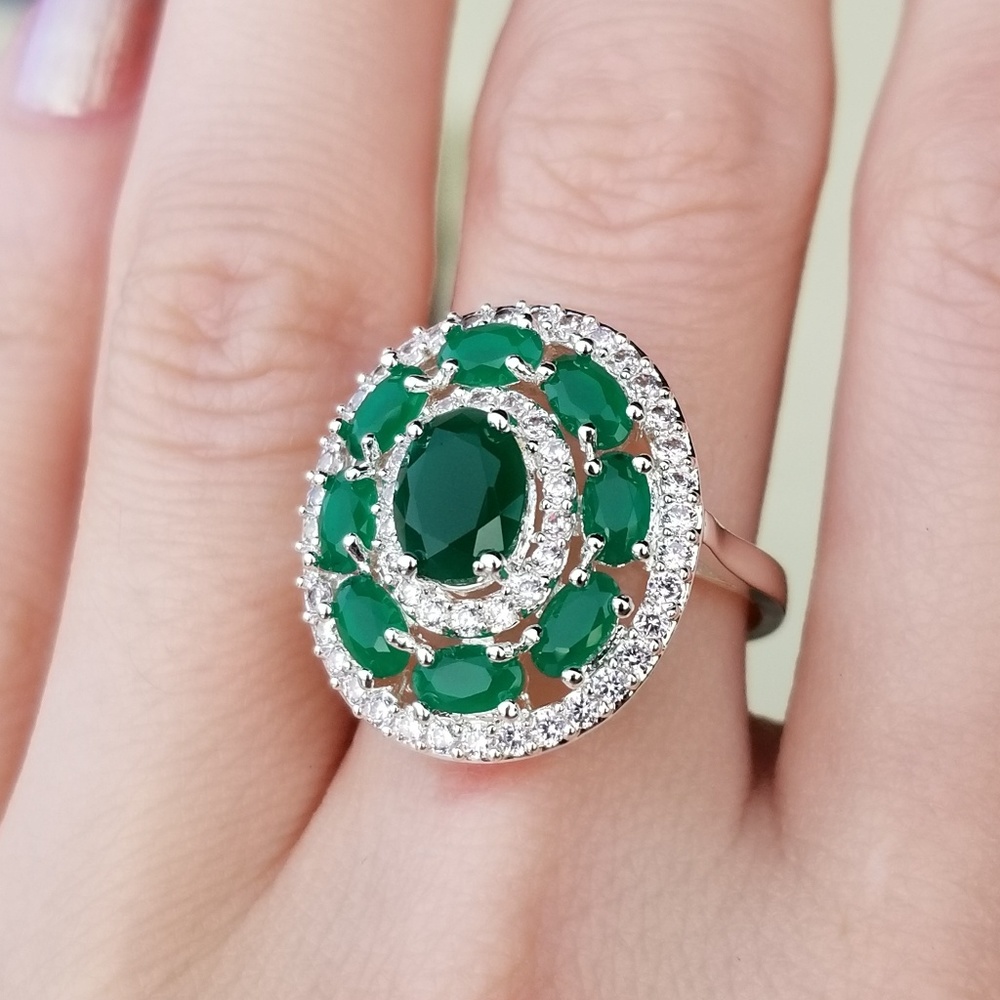🆕️S925-(Sz8)Emerald/White Sapphire Ring Sz 8